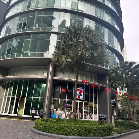 Vortex Suites Klcc By Zara Kuala Lumpur Exterior photo